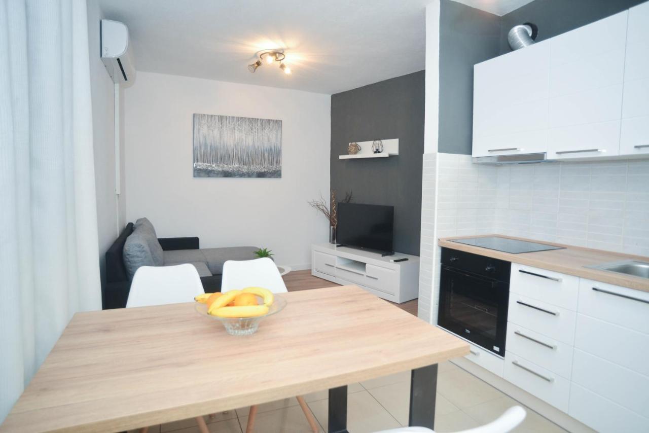 Apartment Ante Biograd Na Moru Exterior photo
