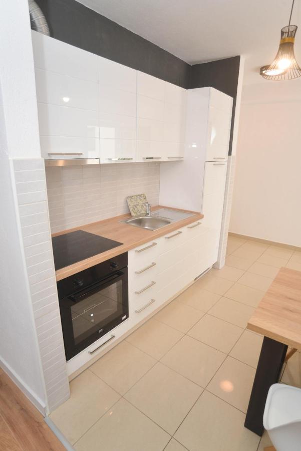 Apartment Ante Biograd Na Moru Exterior photo